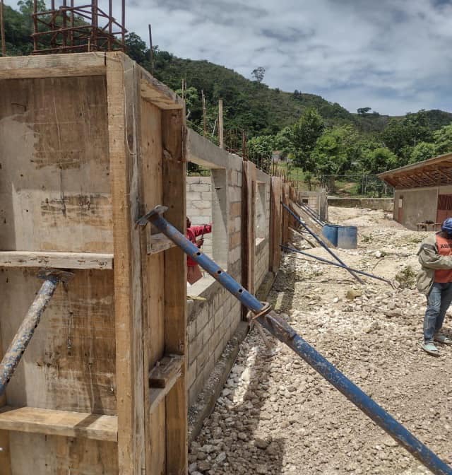 Week 46 Update (May 1-8, 2024) Building the Jolley School, Timo Haiti
